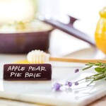 Le Creuset Honey Dipper - White | Le Creuset