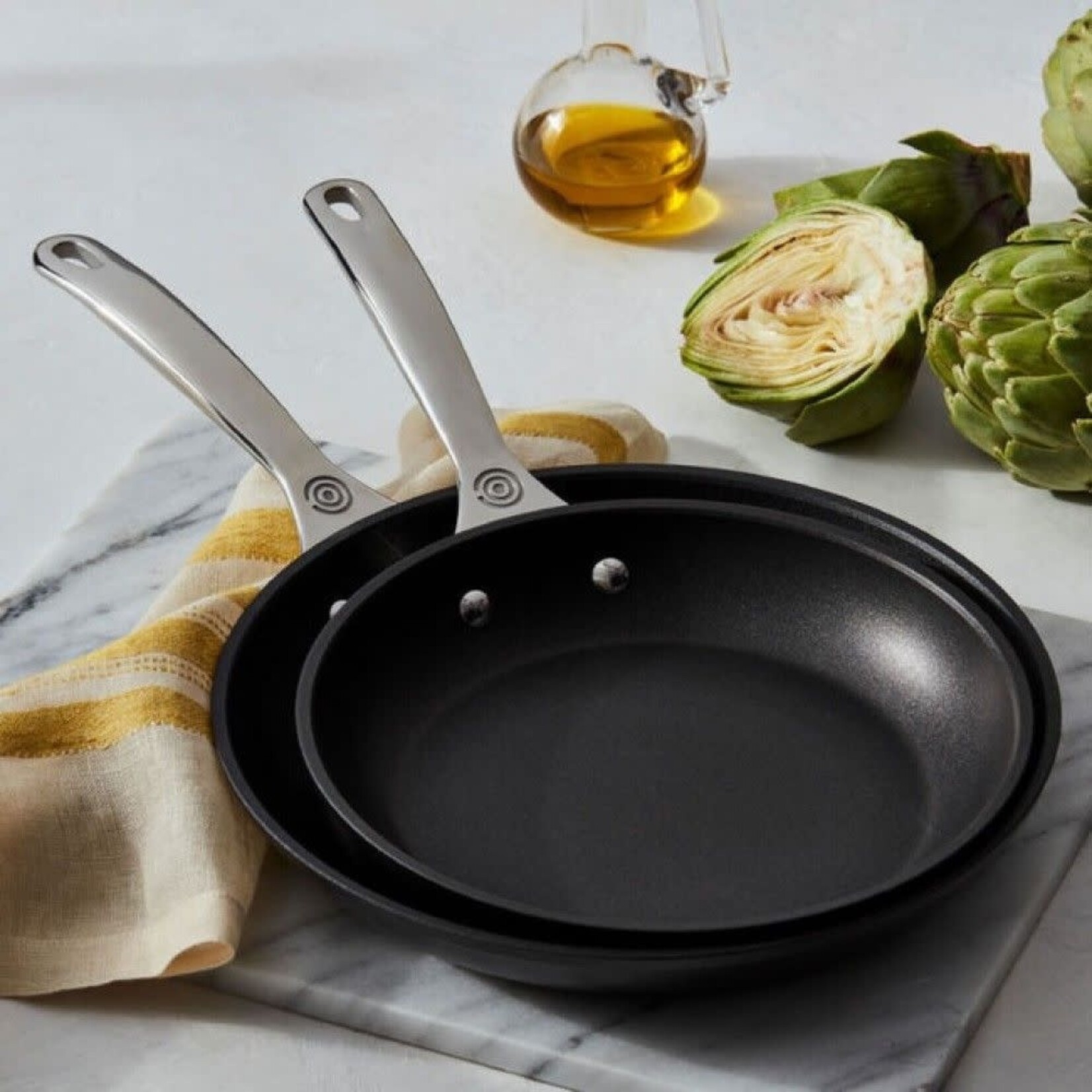 Le Creuset Toughened Nonstick PRO 2 Piece Set (8" & 10" Fry Pan) | Le Creuset