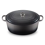 Le Creuset Signature Oval Dutch Oven - Oyster | Le Creuset