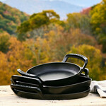 Le Creuset Alpine Outdoor Collection - Pizza Pan (Matte Black), 15" | Le Creuset