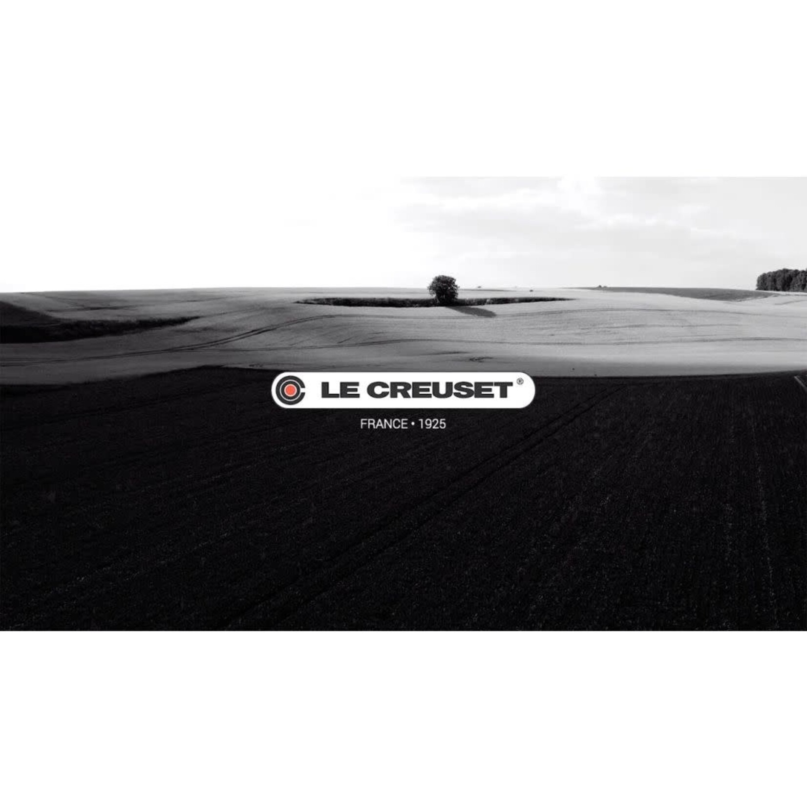 Le Creuset Heritage Covered Rectangular Casserole - Marble Applique, 4 qt. (12" x 9") | Le Creuset