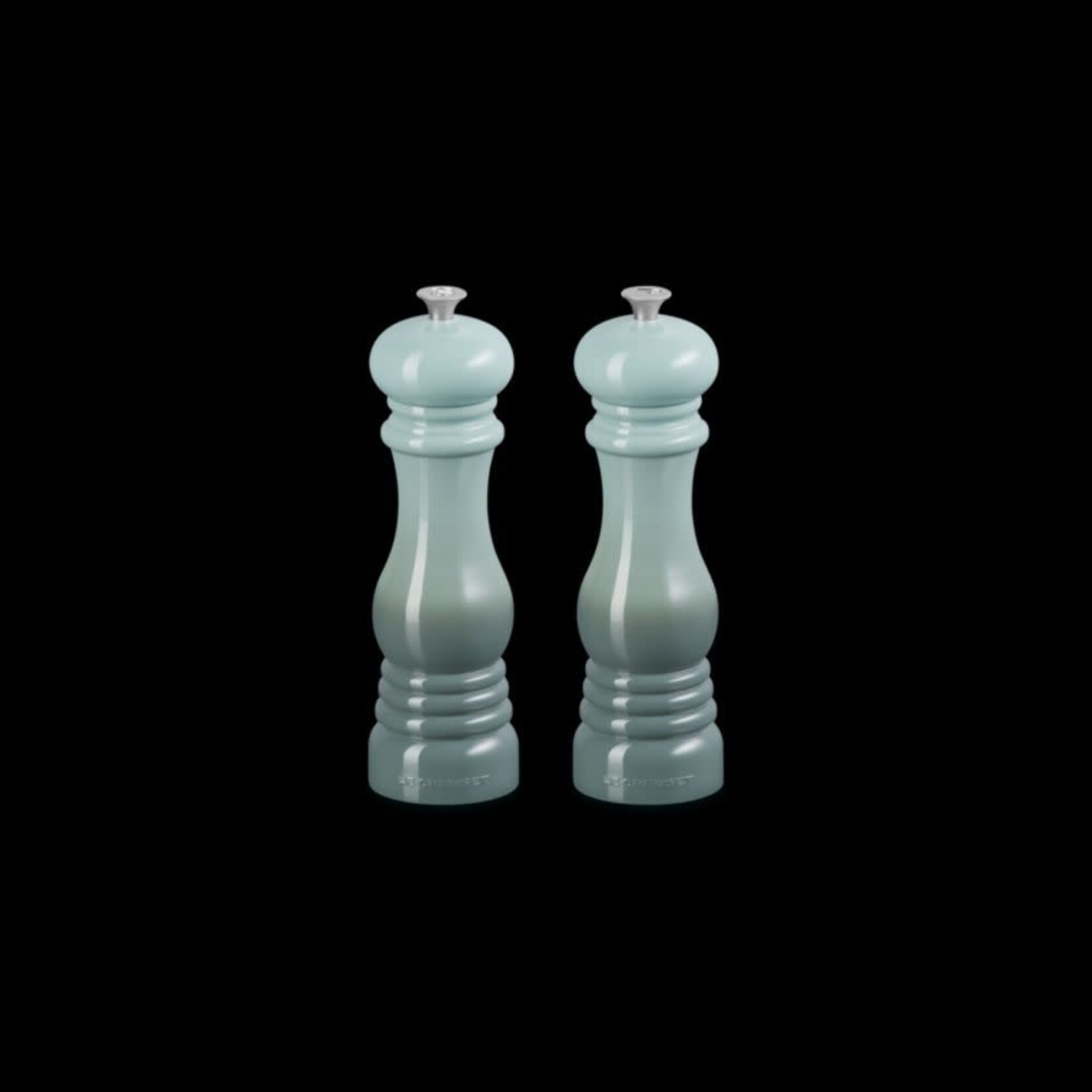 Le Creuset Salt and Pepper Mill Set - Sea Salt, 8" x 2 1/2" each | Le Creuset