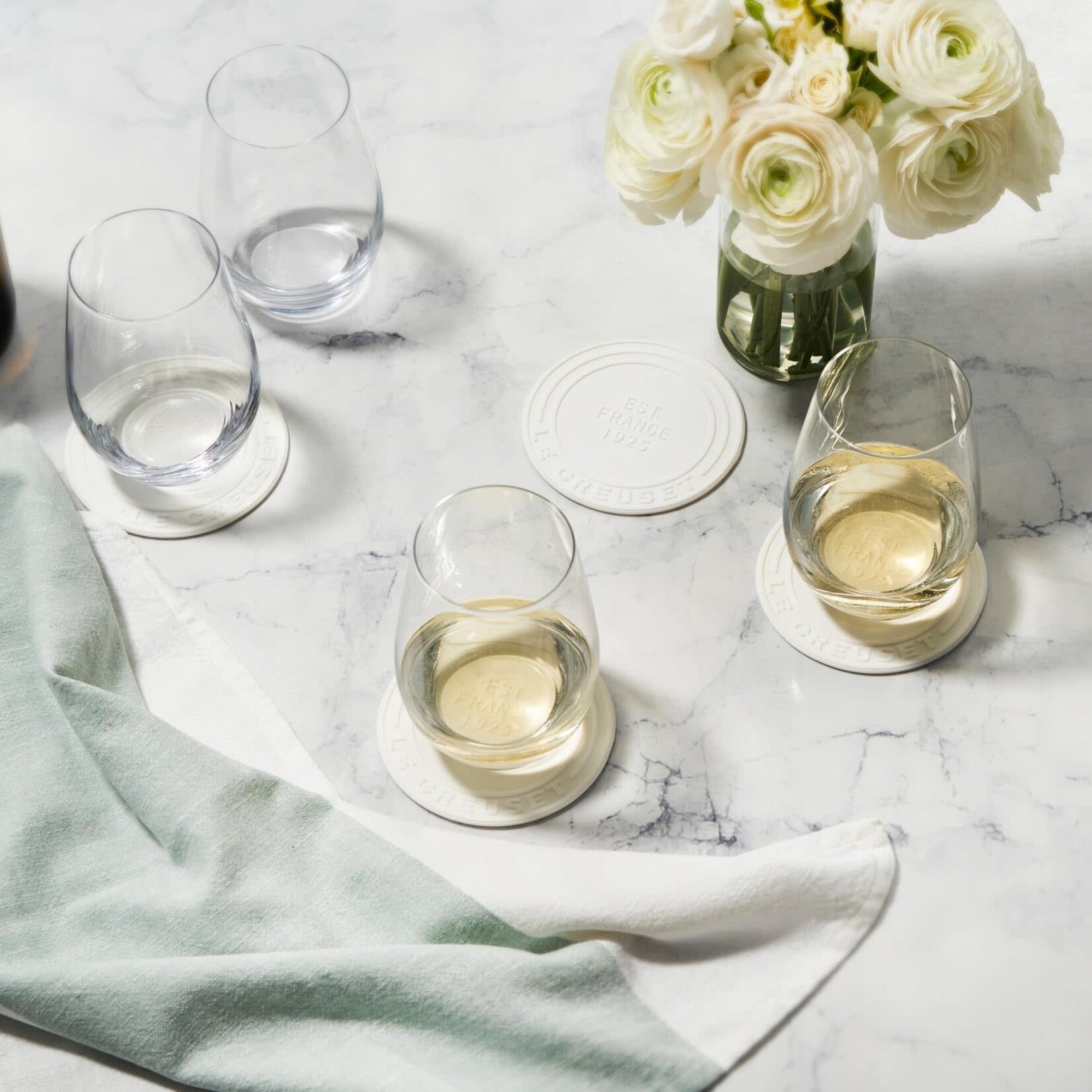 Le Creuset diameter Silicone Coasters (est. 1925) - Peche Set of 4 - 4" | Le Creuset