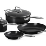 Le Creuset Essential Non-stick Ceramic 6-piece Cookware Set | Le Creuset