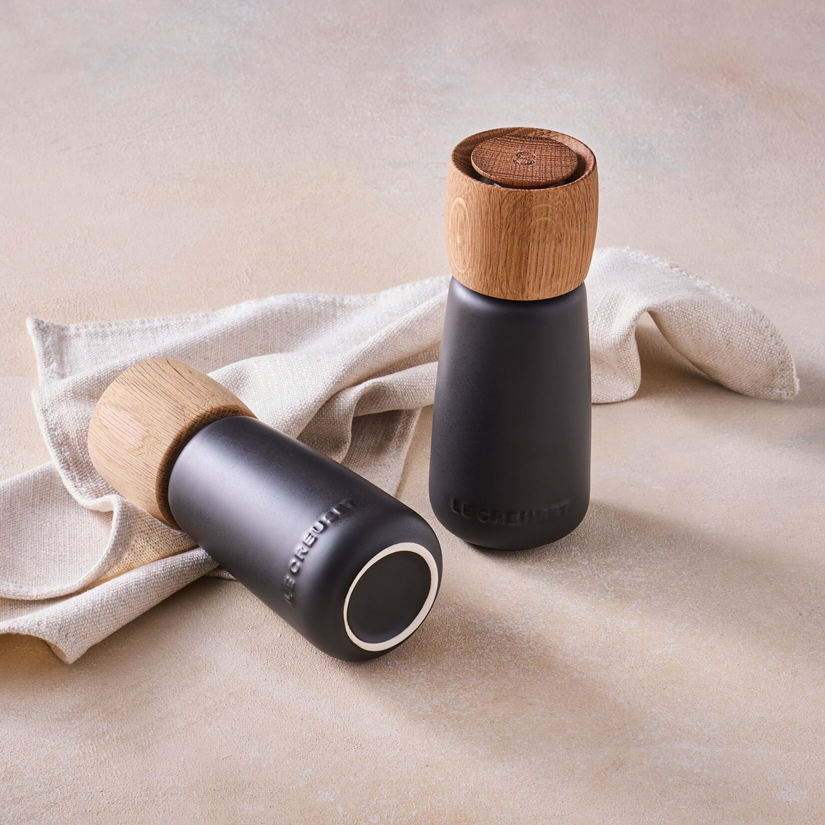 Le Creuset Alpine Pepper Mill - Licorice, 7 in. | Le Creuset