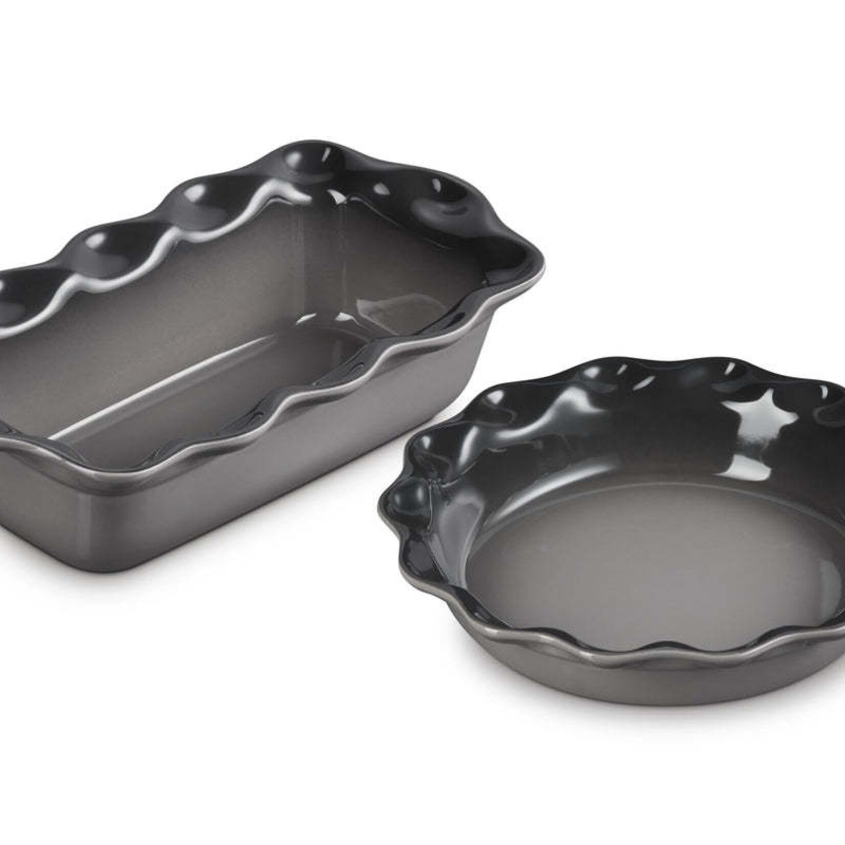 Le Creuset Set of 2 Heritage Fluted Pie Dish and Fluted Loaf Pan  - Oyster | Le Creuset
