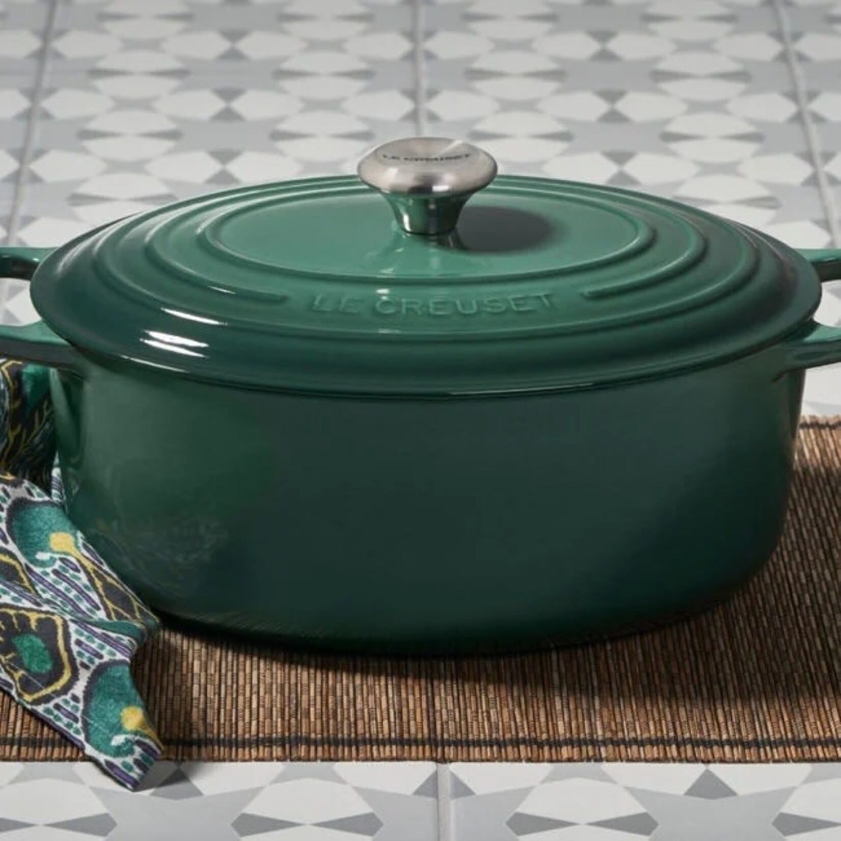 Le Creuset Signature Oval Dutch Oven - Artichaut, 6.75 qt. | Le Creuset