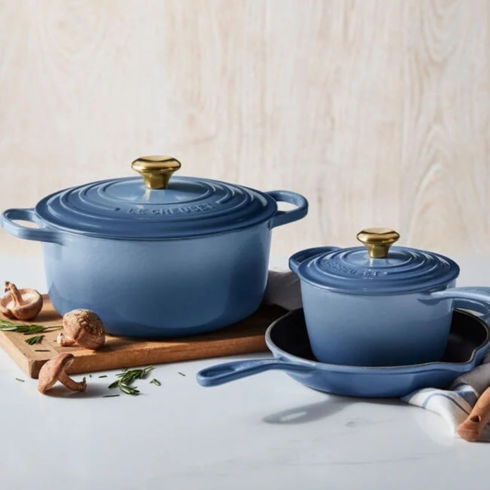 Le Creuset 5 Piece Signature Set - Sea Salt (5.5 qt. Sig. RDO, 1.75 qt. Sig. Saucepan, 9" Sig. Skillet) | Le Creuset