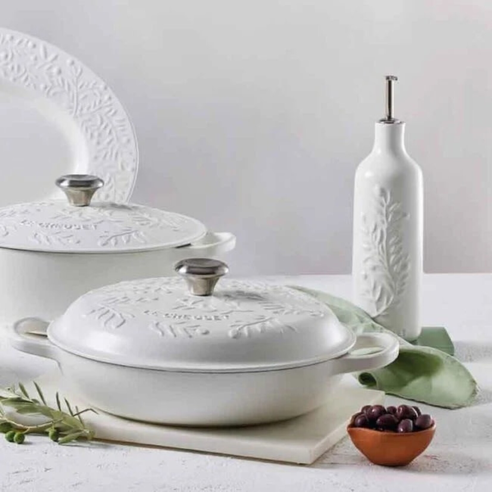 Le Creuset Olive Branch Oil Cruet - White, 20 oz. | Le Creuset