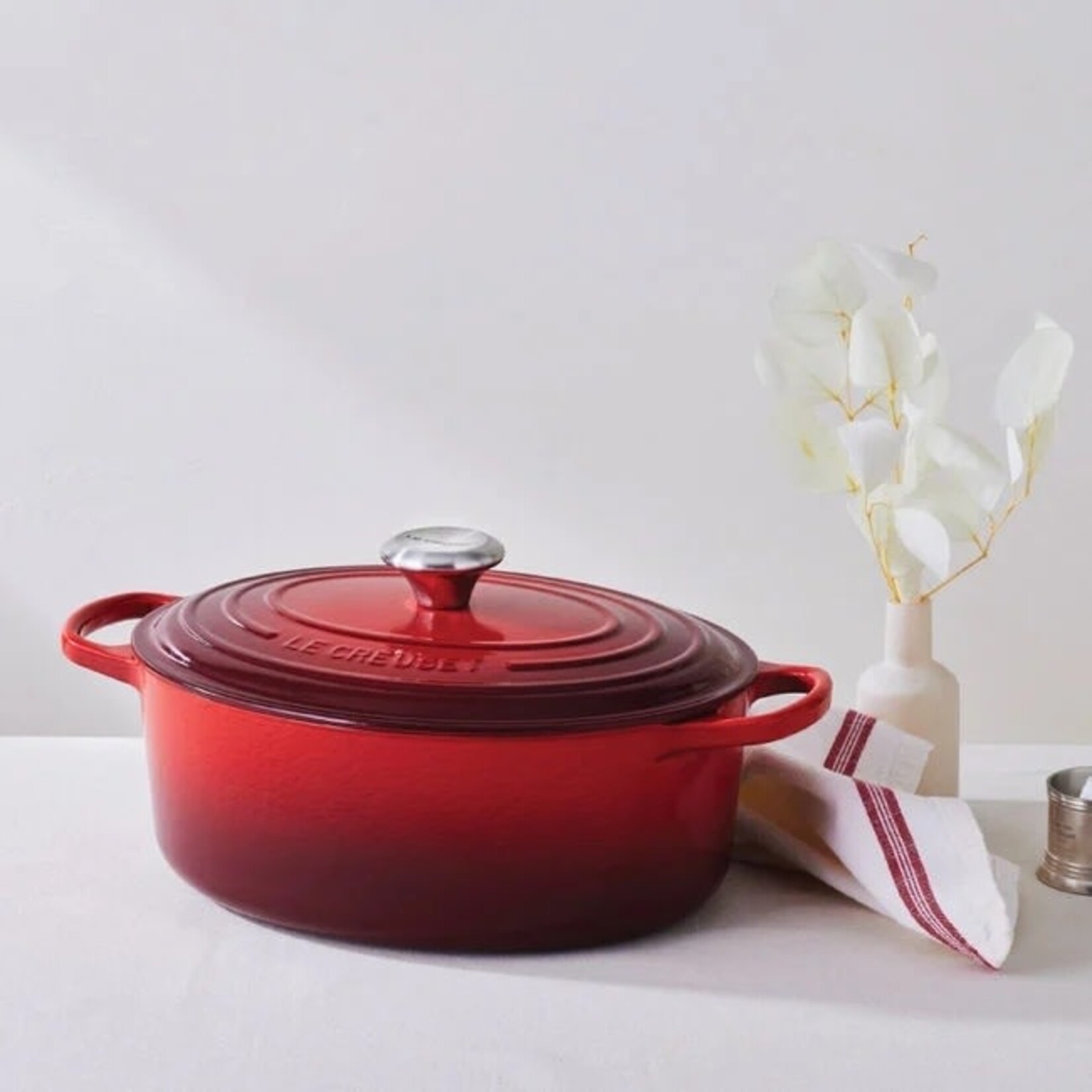 Le Creuset Signature Oval Dutch Oven - Cerise, 5 qt. | Le Creuset