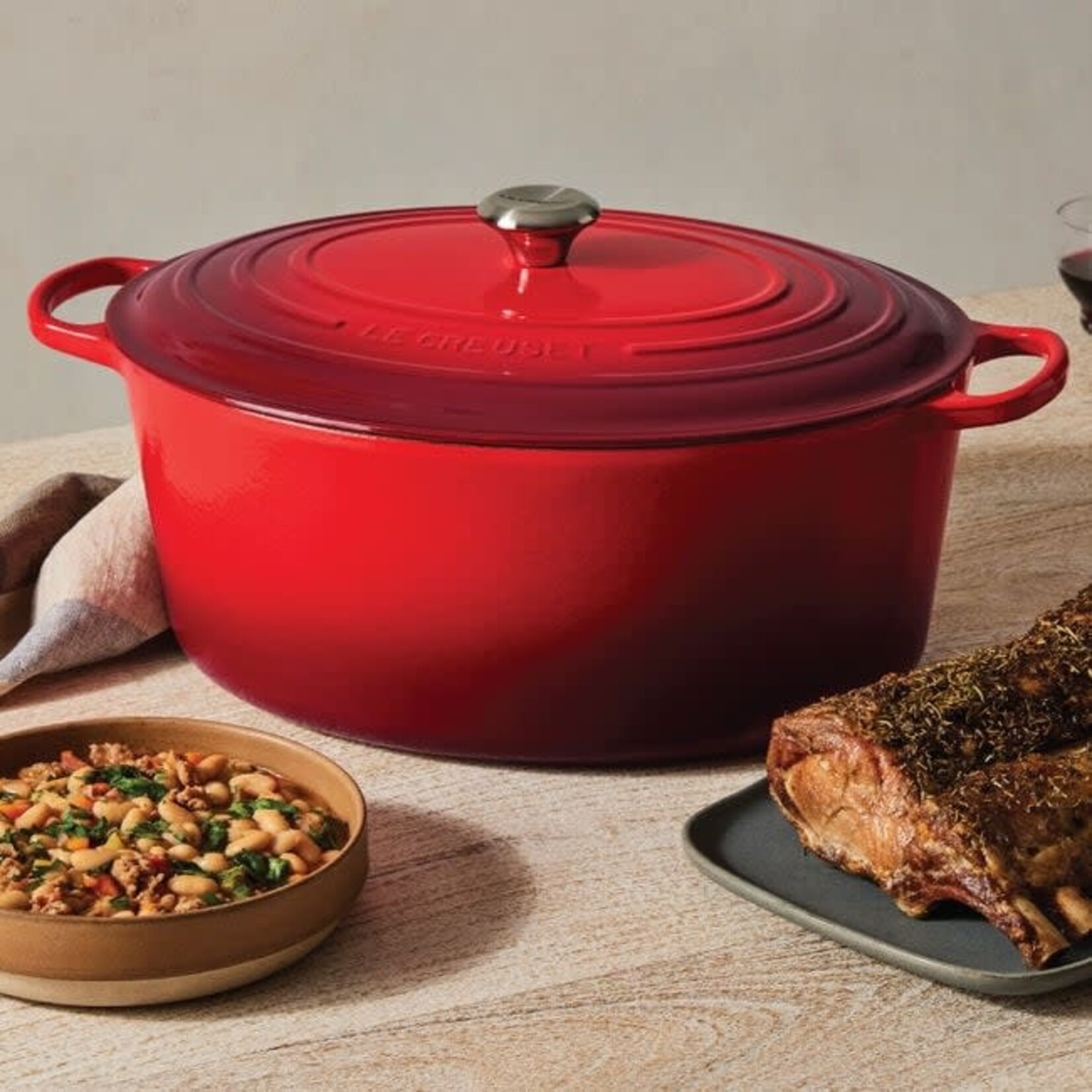 Le Creuset Signature Oval Dutch Oven - Cerise, 15.5 qt. | Le Creuset