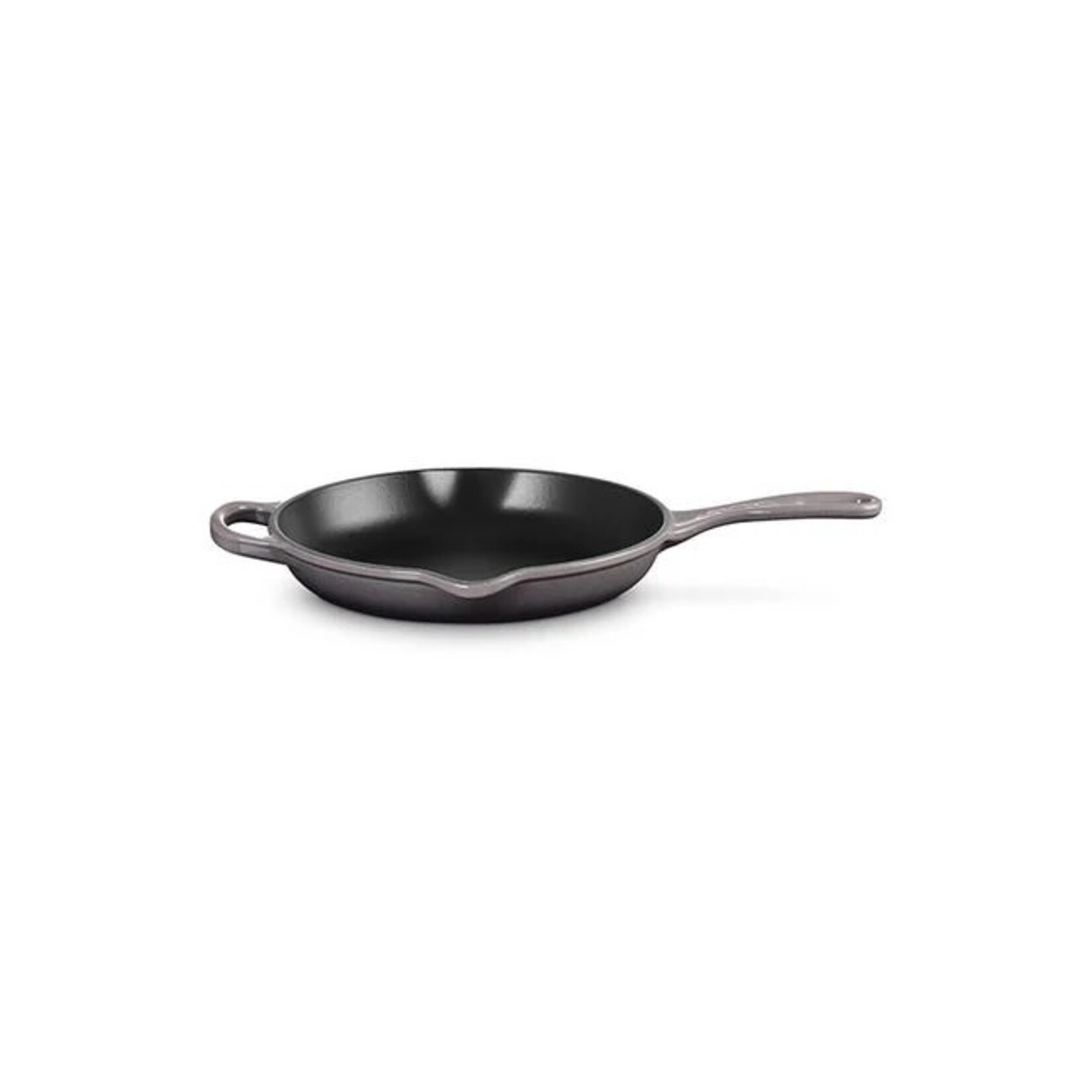 Le Creuset Signature Iron Handle Skillet - Oyster 9" (1-3/8 qt.) | Le Creuset