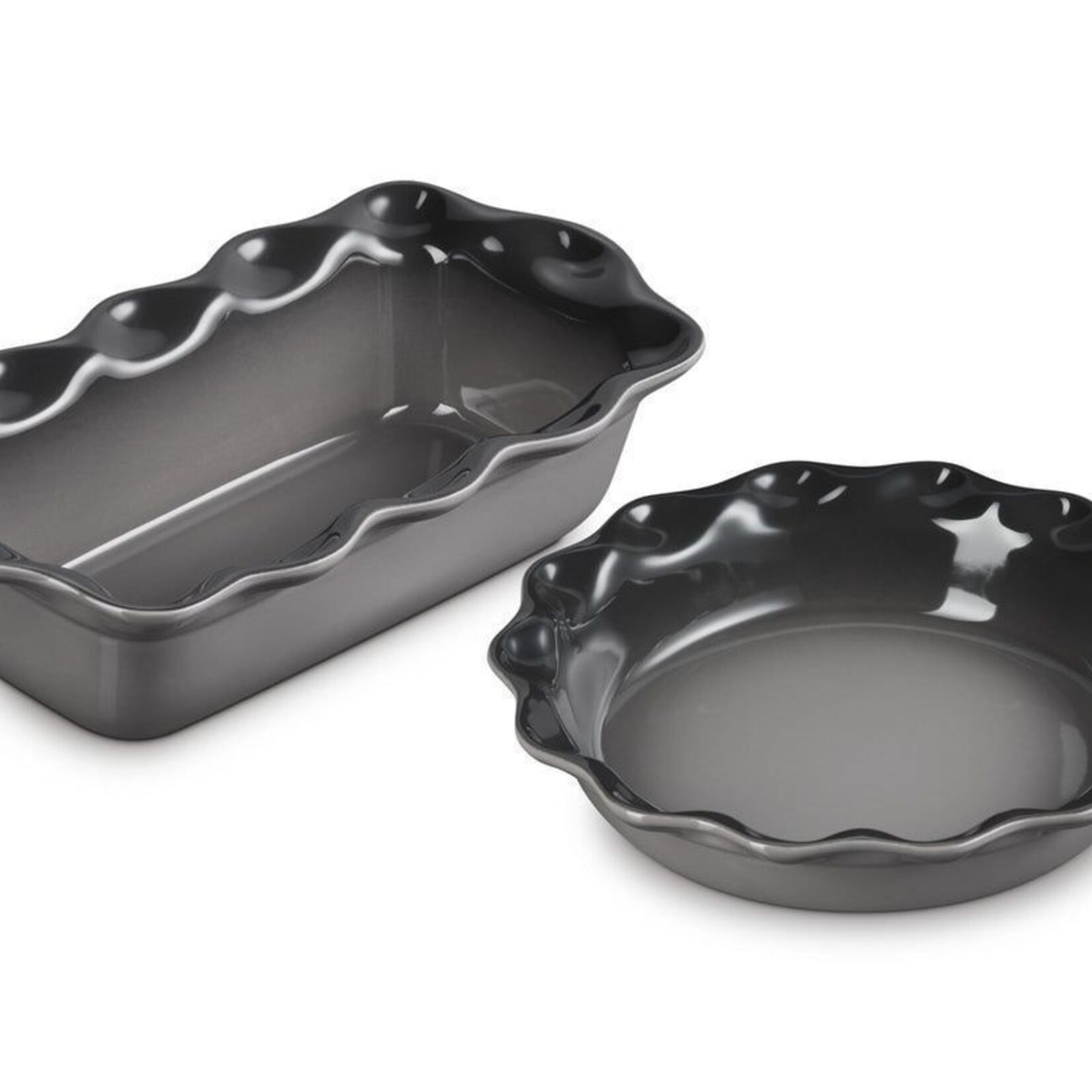 Le Creuset Set of 2 Heritage Fluted Pie Dish and Fluted Loaf Pan  - Oyster | Le Creuset