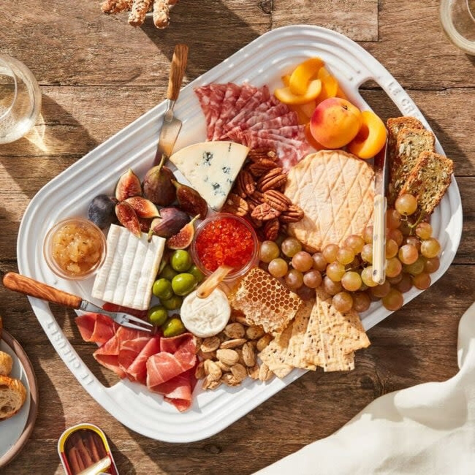 Le Creuset Serving Platter - Oyster, 14" | Le Creuset