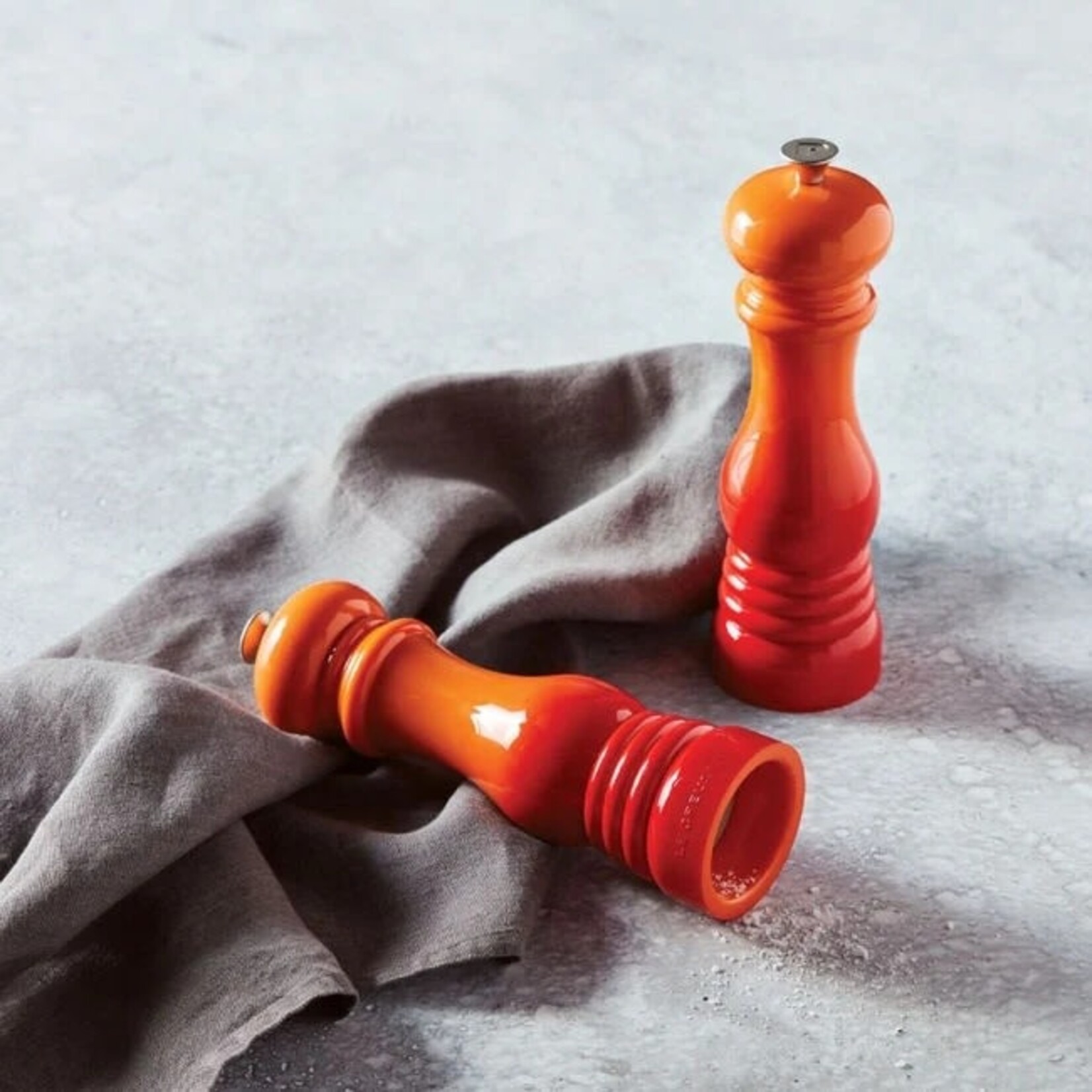 Le Creuset Salt And Pepper Mill Set - Flame, 8" x 2 1/2" each | Le Creuset