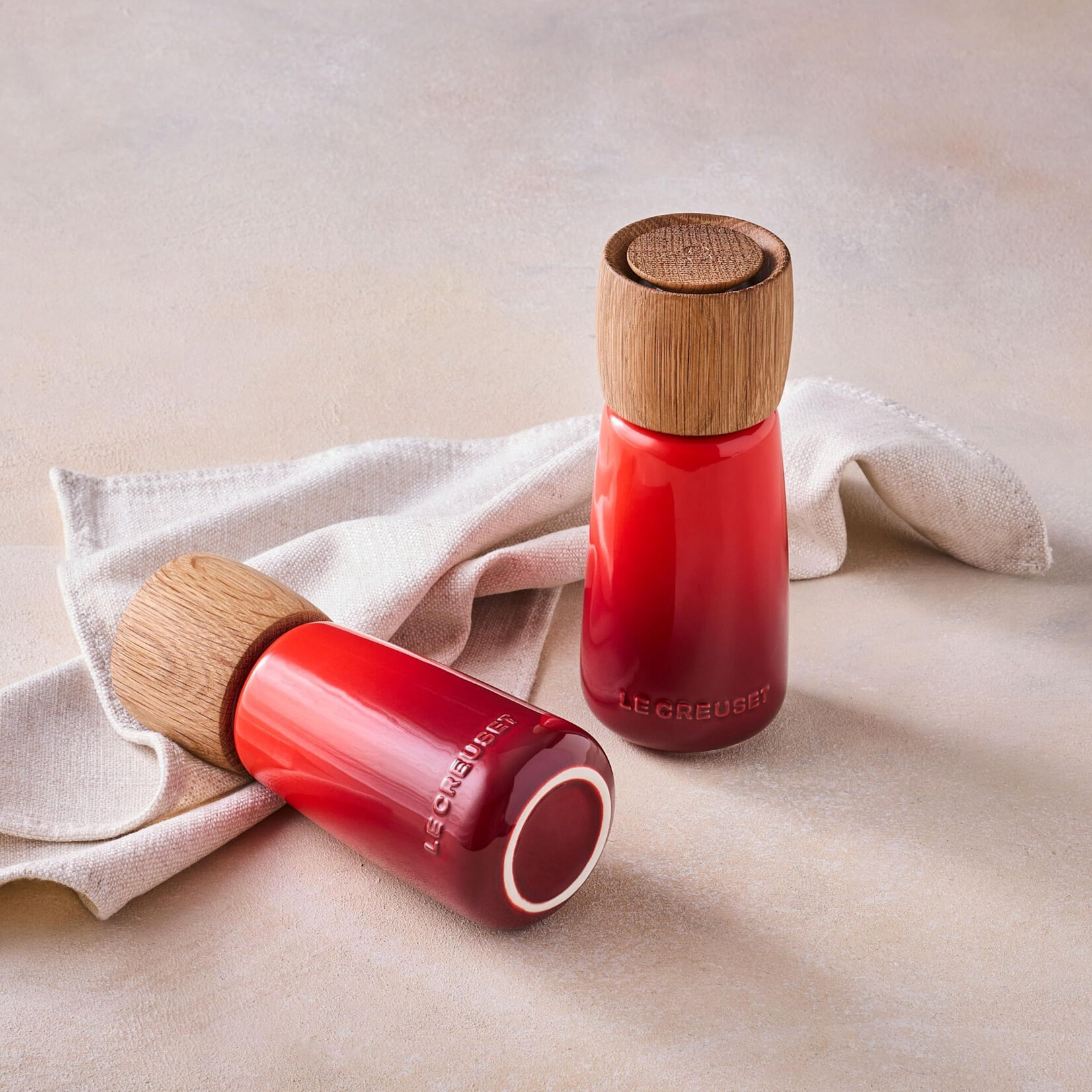 Le Creuset Alpine Pepper Mill - Cerise, 7 in. | Le Creuset