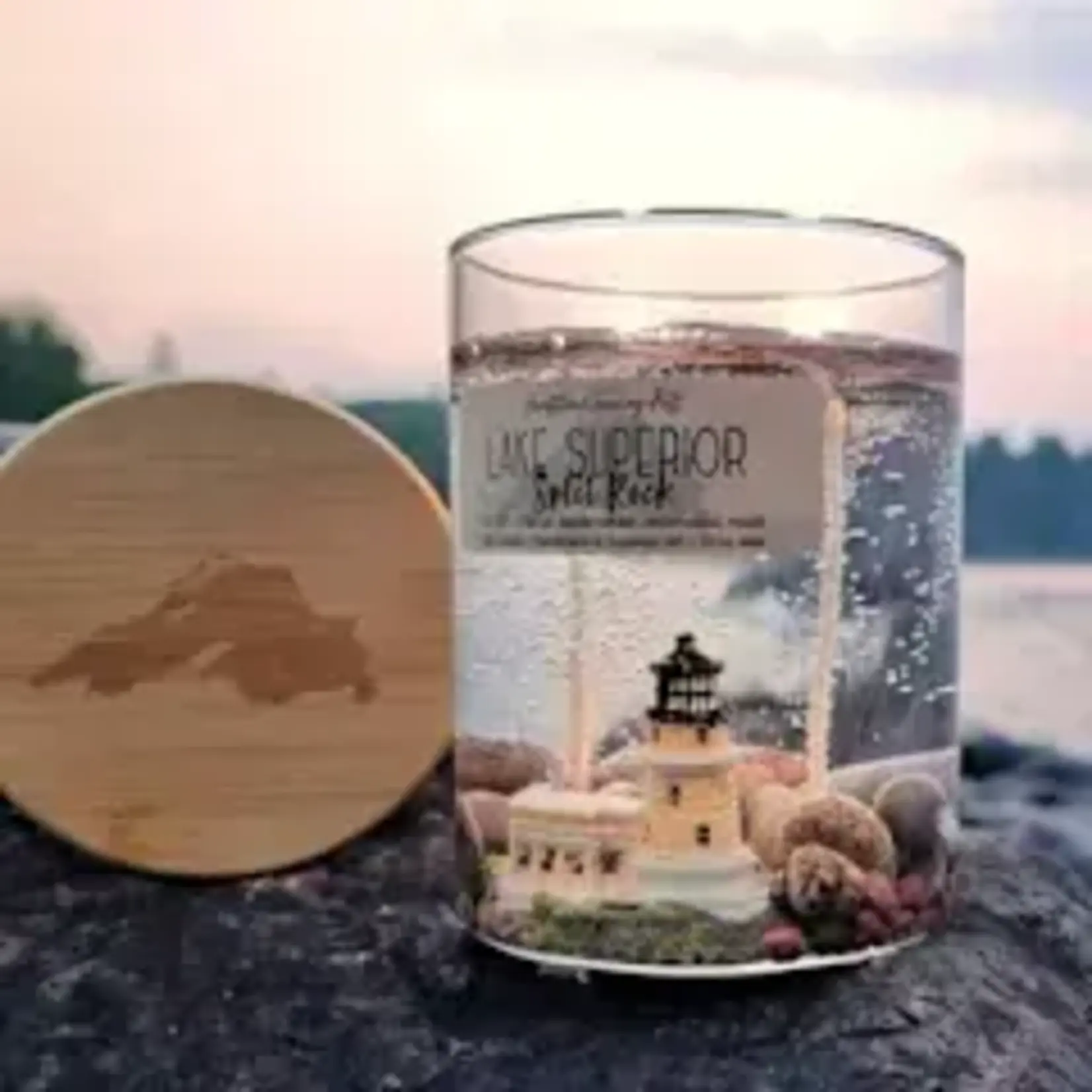 Lake Escape Candle Co 10 oz. “Split Rock” Lake Superior Gel Candle (No. 952) | Lake Escape Candle Co