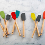 Le Creuset Craft Series Medium Spatula - Peche, 11 1/8" x 2 1/4" | Le Creuset