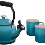 Le Creuset Demi Kettle w/ SS Knob & 2 Mug Set - Caribbean - 1.25 qt | Le Creuset