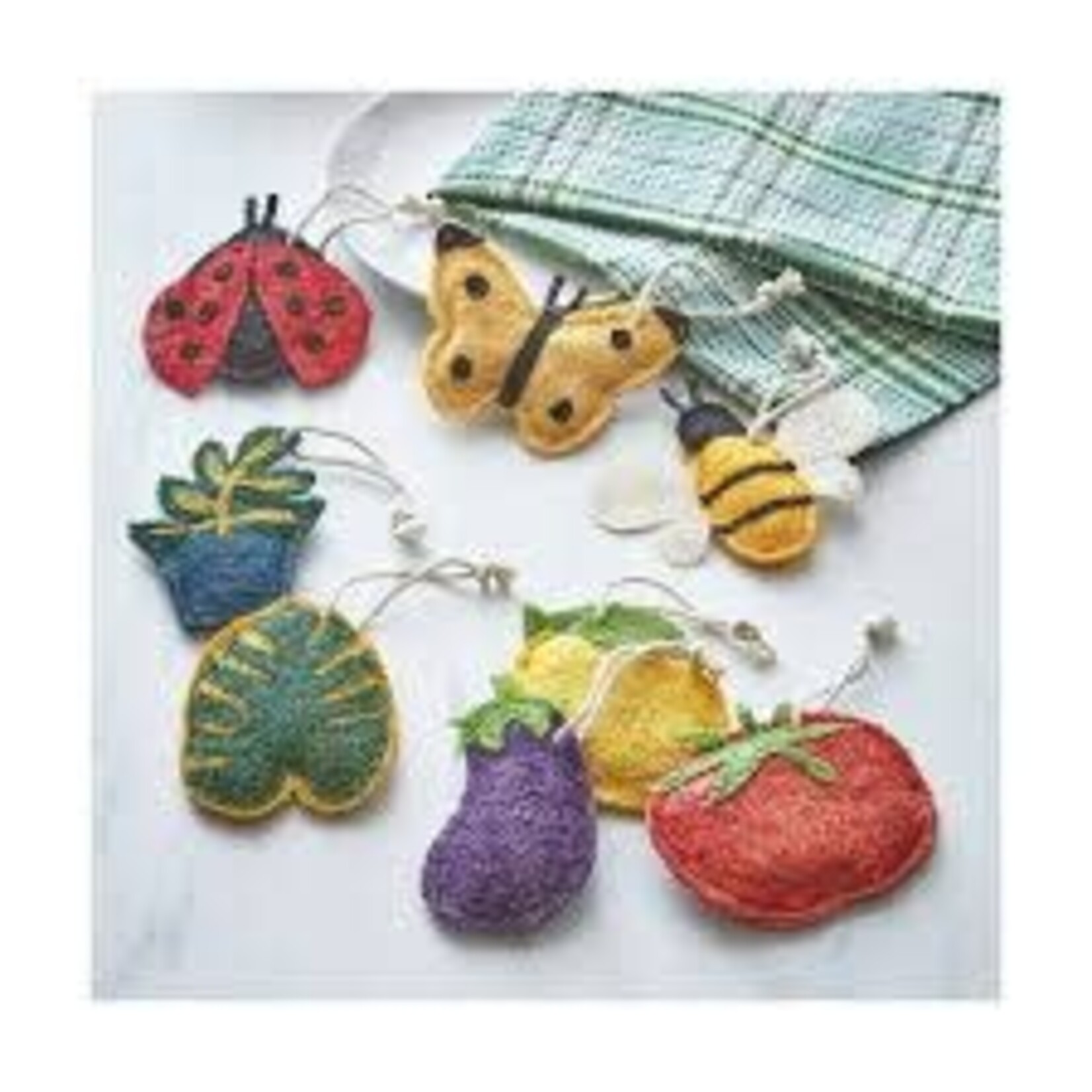 Tag Loofah Scrubber - Ladybug | Tag