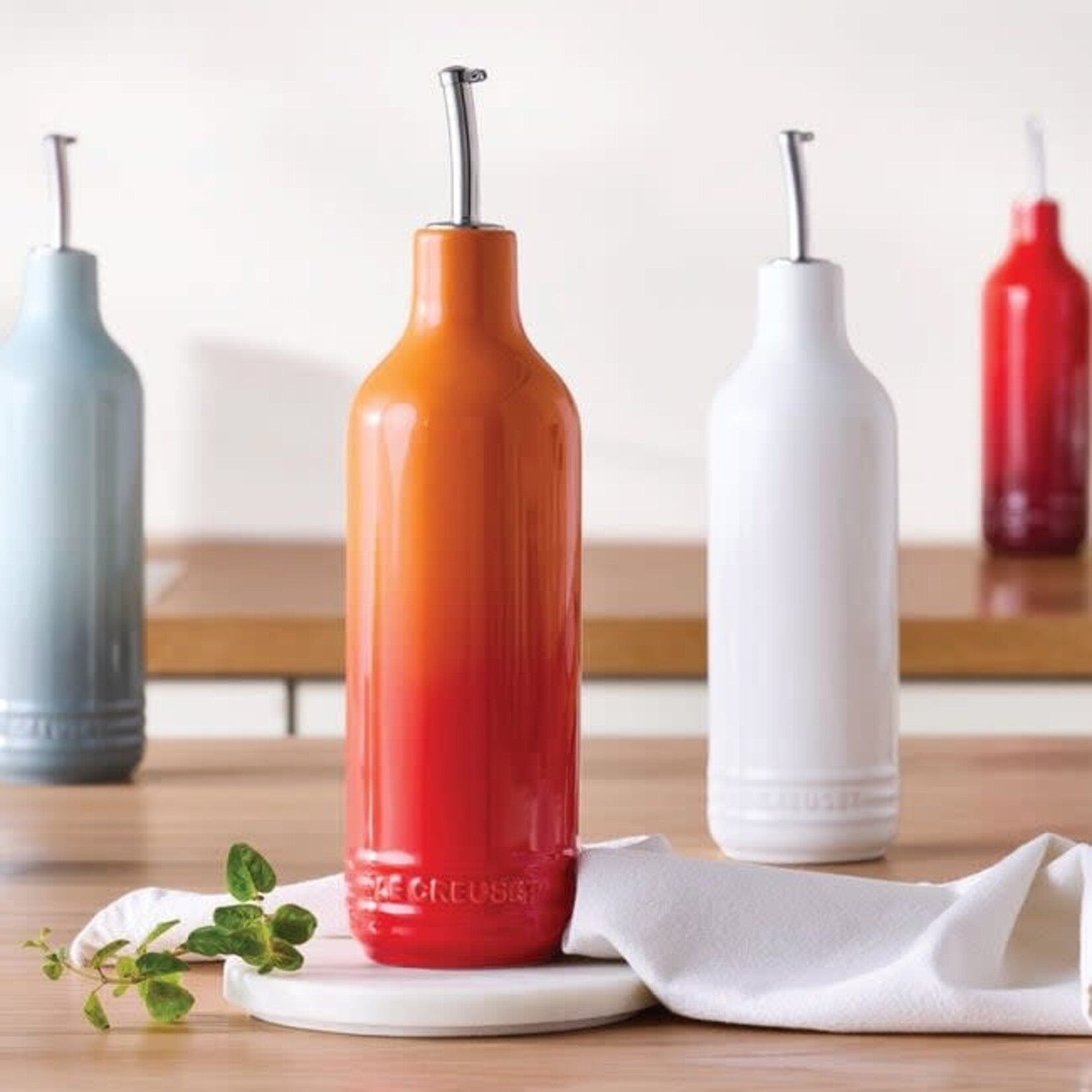 Le Creuset Signature Oil Cruet, Cerise 20 oz. | Le Creuset