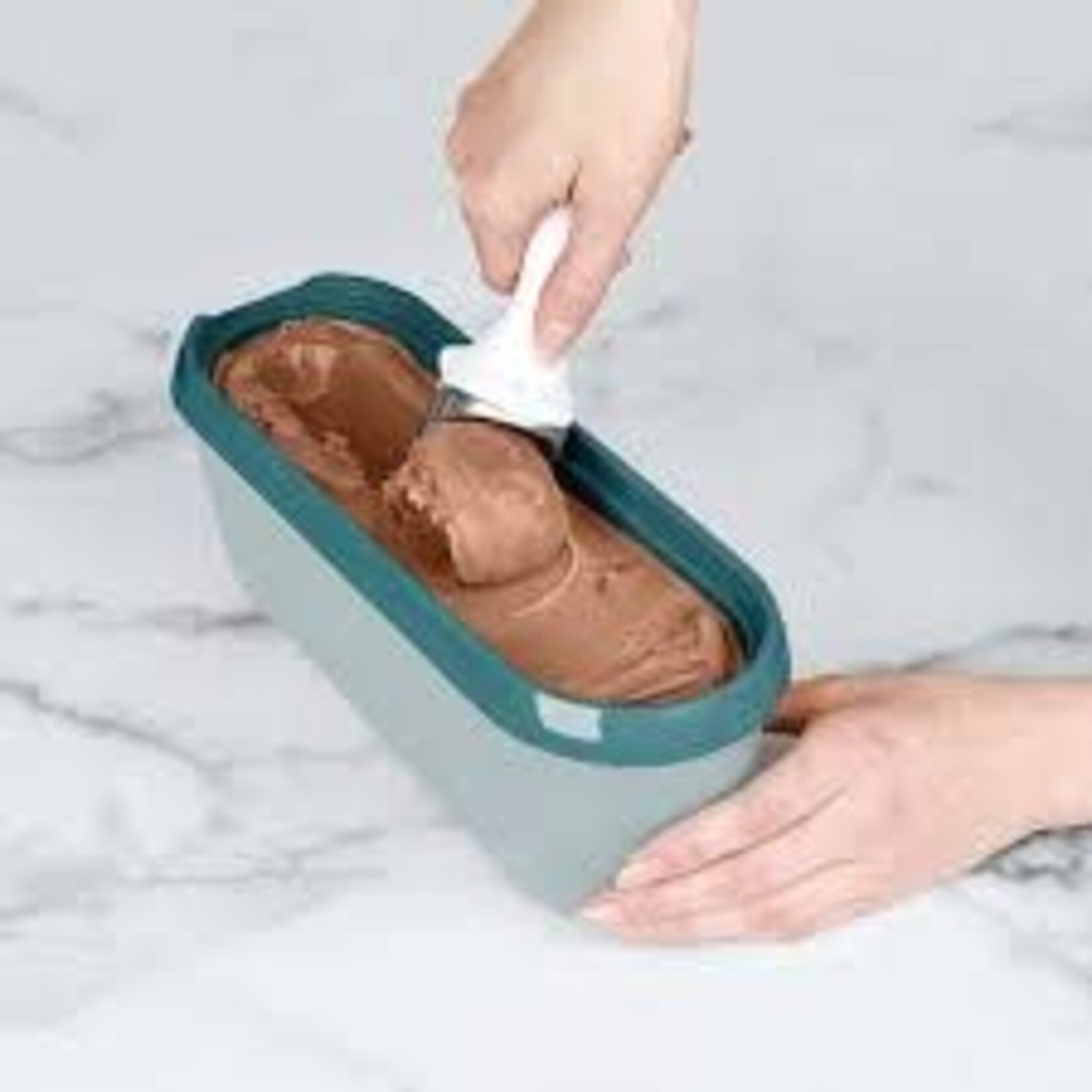 Tovolo Glide-A-Scoop Ice Cream Tub - 2.5 Qt | Tovolo