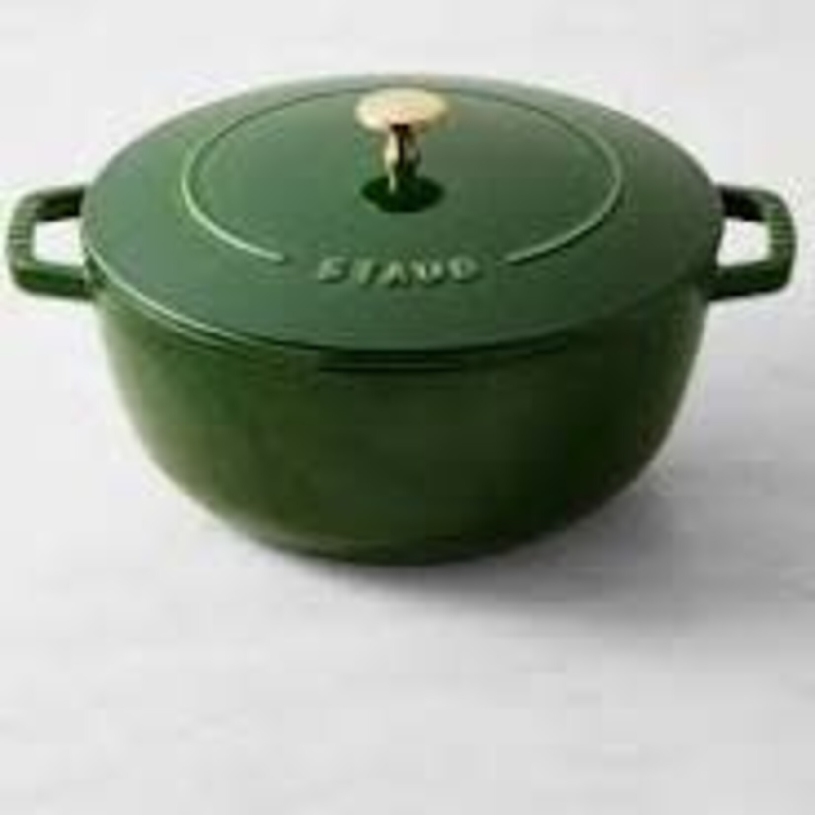 Staub 5-qt Essential French Oven - Basil | Staub