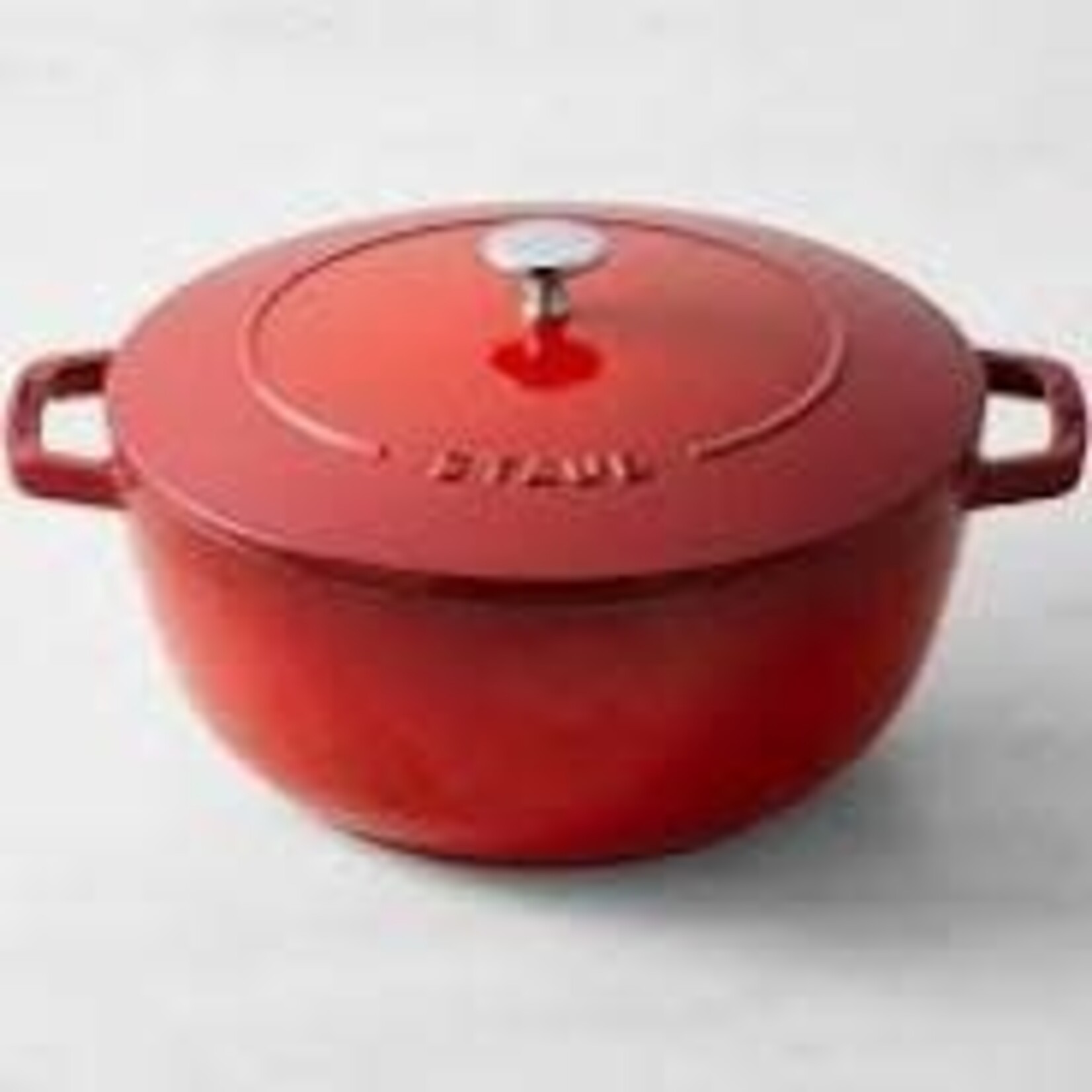 Staub 5-qt Essential French Oven - Cherry | Staub