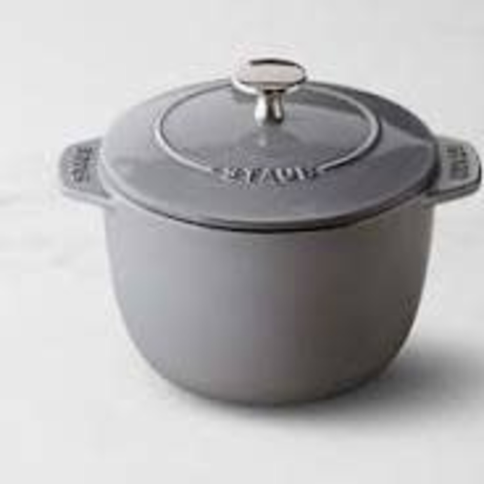 Staub 1.5-qt Petite French Oven - Graphite Grey | Staub