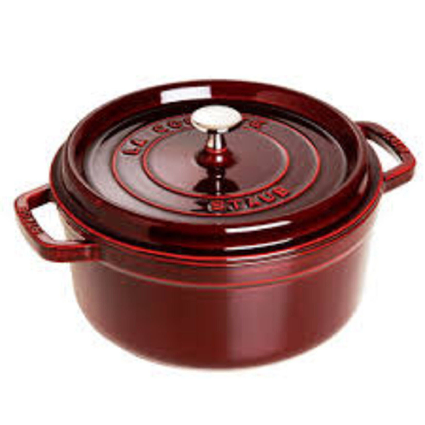 Staub 5.5-qt Round Dutch Oven - Grenadine | Staub