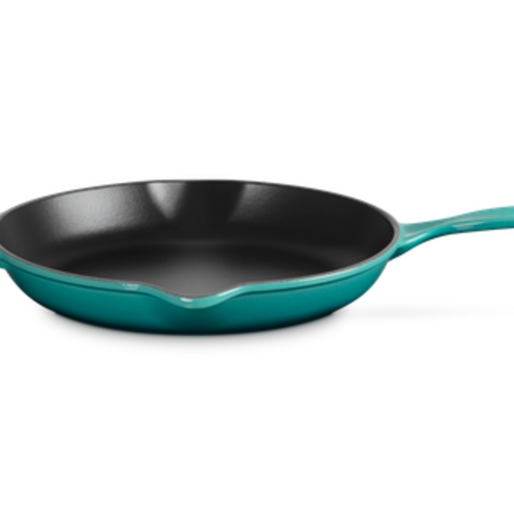 Le Creuset 9" Signature Iron Handle Skillet - Riviera 9" (1-3/8 qt.) | Le Creuset