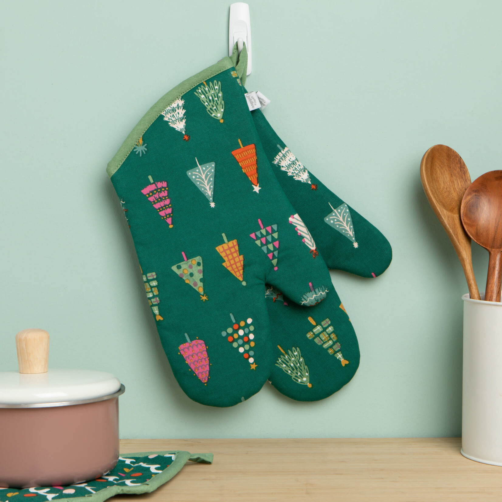 Danica Brands Oven Mitts Set of 2 - Glitzmas Christmas | Danica Brands