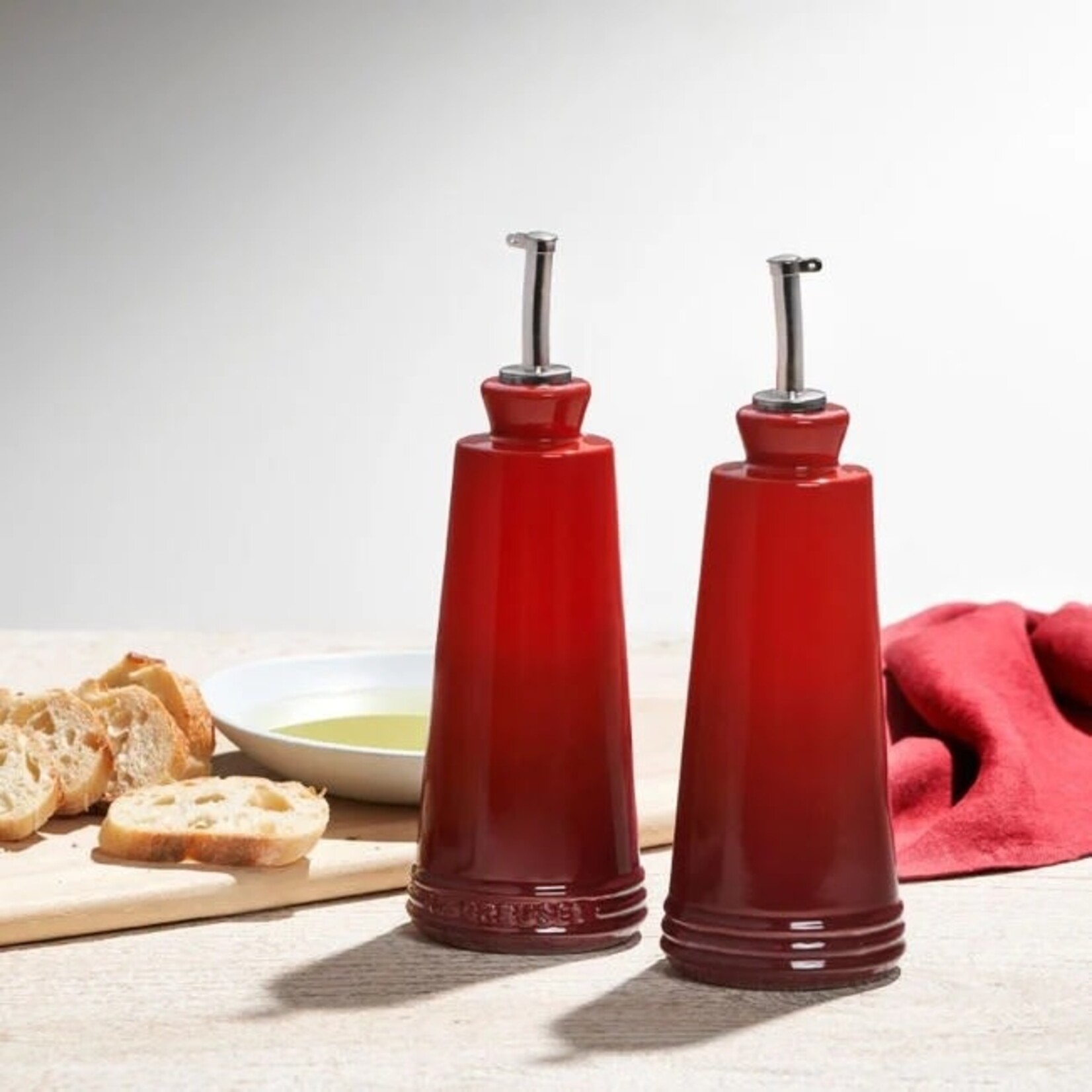 Le Creuset Signature Oil Cruet, Cerise, 20 oz. | Le Creuset