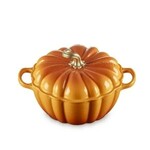Le Creuset Signature Pumpkin Oven 4Qt Nectar Novelty Knob Gold 4 qt. | Le Creuset