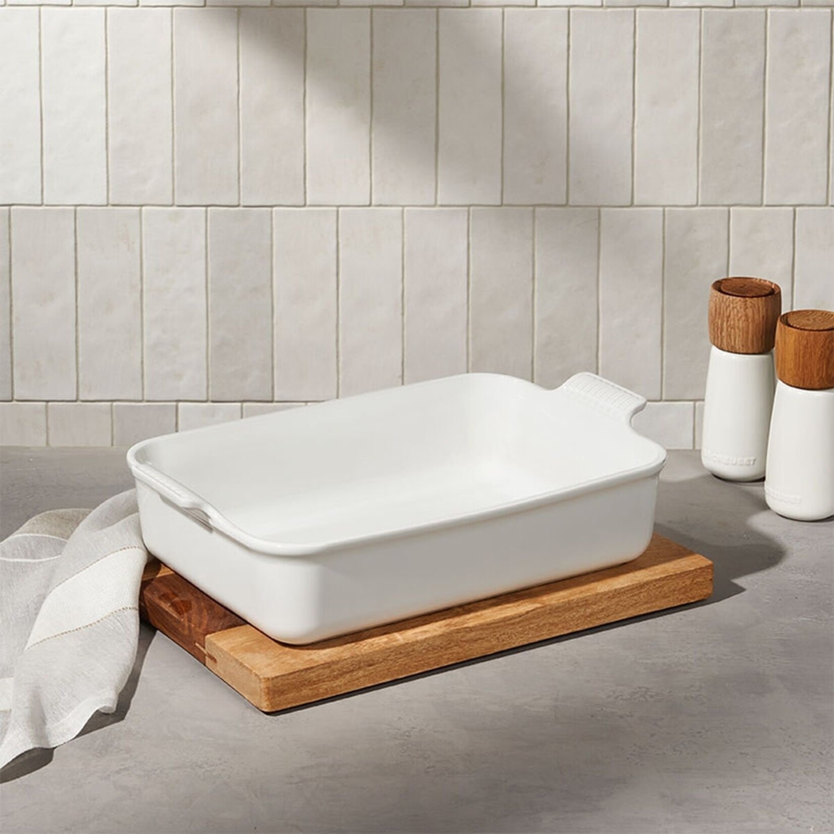 Le Creuset Heritage Lasagna Deep Baker, White 6.75 qt. | Le Creuset