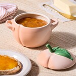 Le Creuset Fruit Mini Cocottes - Peach : Peche w/ Green Leaves 16 oz. | Le Creuset