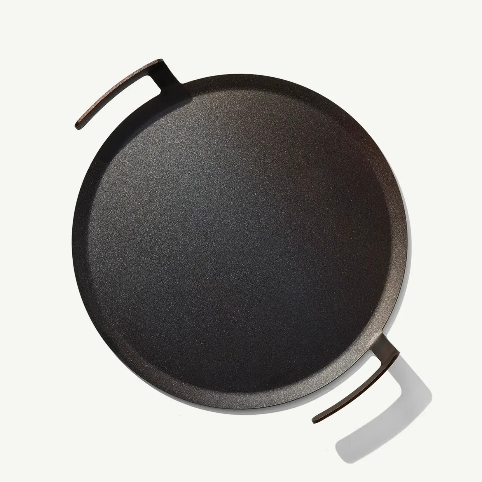 Made In Carbon Steel 17.5" Round Griddle (Seasoned) | Made In
