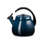 Le Creuset Cloche Kettle - Nuit 2.2 qt. | Le Creuset