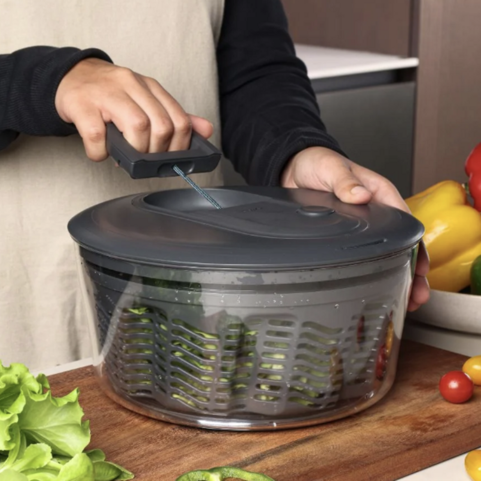 McKenzie Keeney & Nick Lanigan Registry Easy Spin Salad Spinner S | Zyliss | McKenzie Keeney & Nick Lanigan Registry
