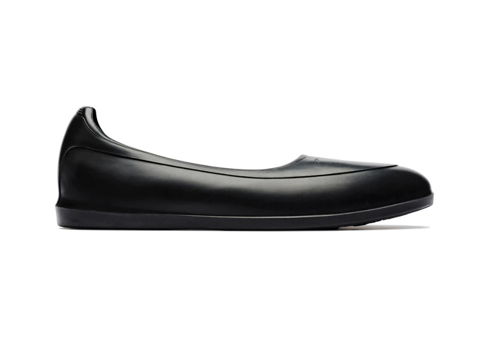 Black swims shoes outlet