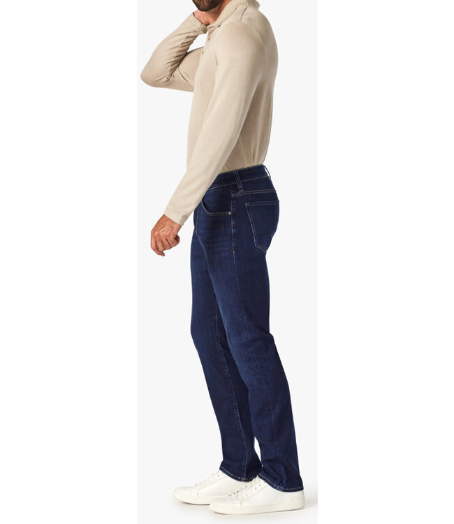 Modern Fit Dark Brushed Refined Jeans