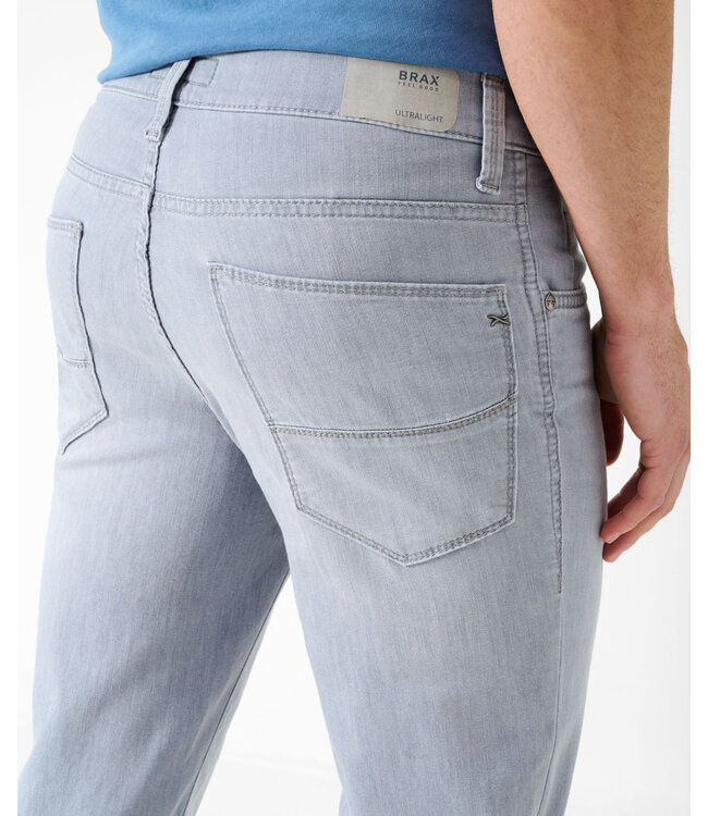 Modern Fit Grey Ultra Light Jeans