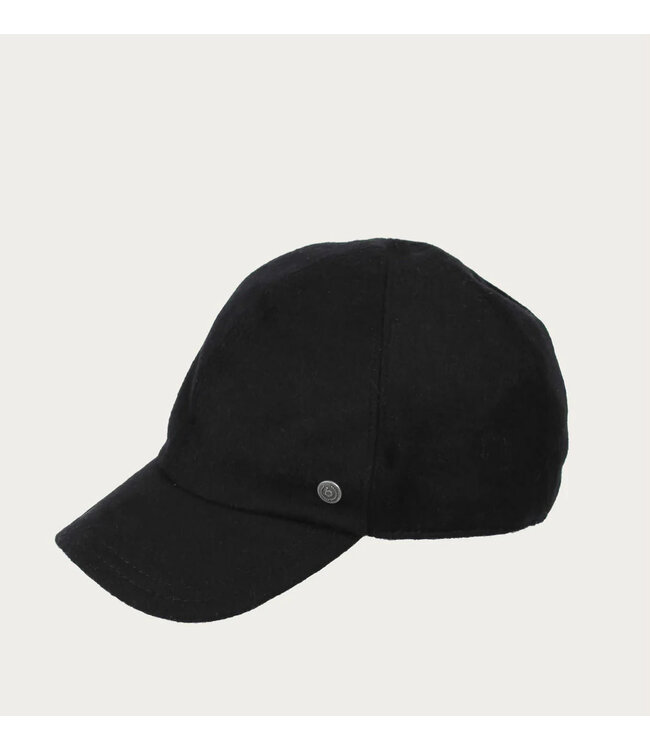 Black Baseball Cap