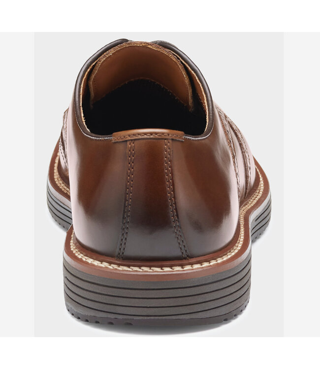 Tan Upton Wingtip Shoes