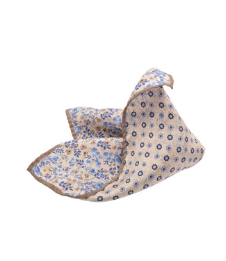 DION Ecru Blue Floral Pocket Square