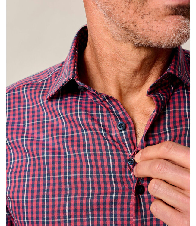 Classic Fit Lobster Red Kenney Shirt