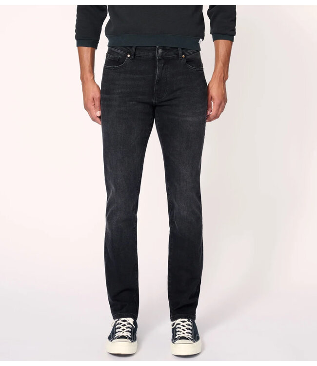 Slim Black Washed Jeans