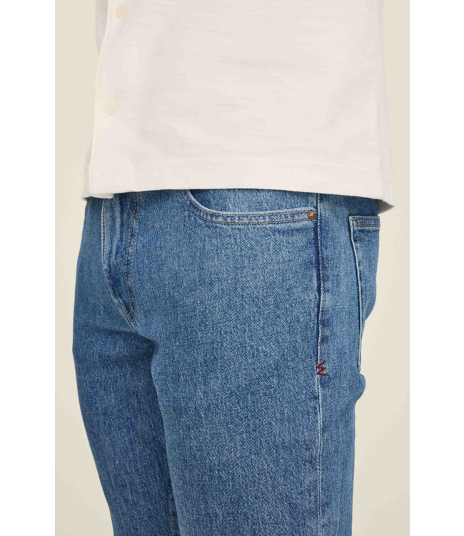 Modern Fit Light Blue Jackson Jeans