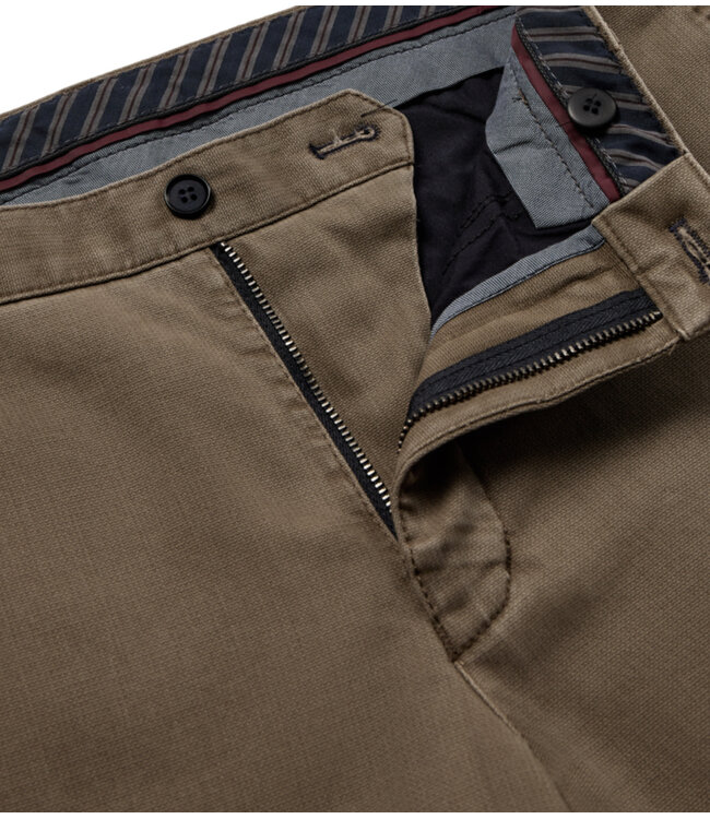 Modern Fit Tan Casual Pants