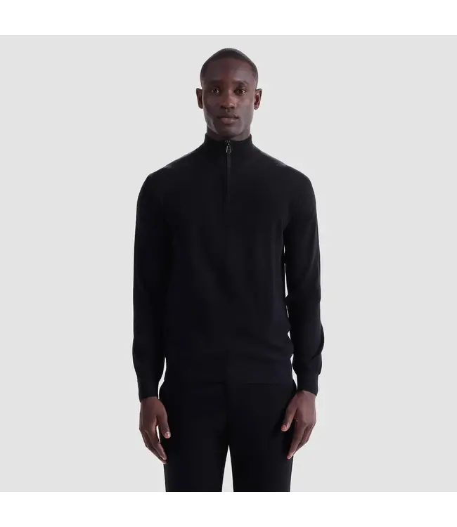 Black 1/4 Zip